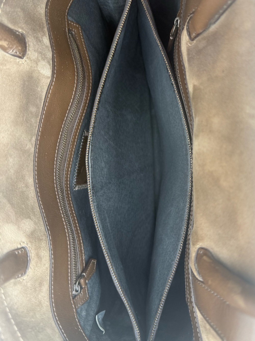 REED KRAKOFF • Belted Shoulder BOXER 38 Bag in Brown Suede (COACH Luxury Brand) - Picture 12 of 16